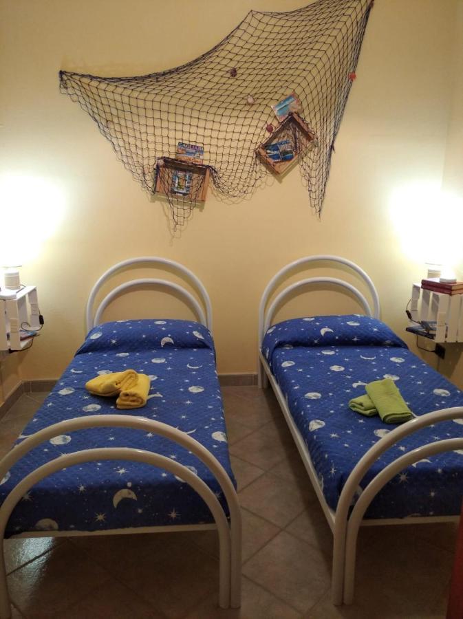 Вилла Casa Bon' Aria Fronte Mare Sud Sardegna La Maddalena  Экстерьер фото